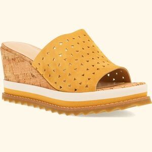 Pelle Moda Meg Platform Wedge Sandal 8.5M